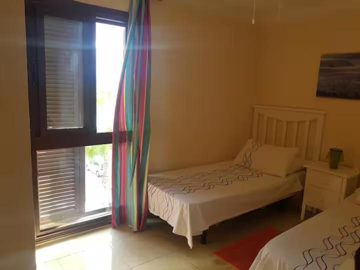 Apartment In Playa De Las Americas 1 الغرفة الصورة